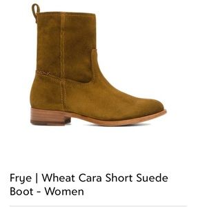 Frye Cara Short Boot in Wheat